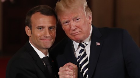 Macron «passif» selon Hollande ? Une «touche d'homophobie», dénonce le porte-parole du gouvernement 