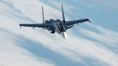 Un avion de combat russe Su-30 s'écrase au large de la Syrie, deux pilotes tués