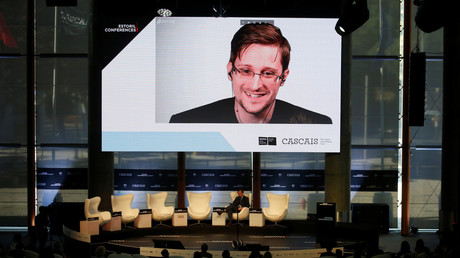 Edward Snowden : «Il n'y a personne que Donald Trump aime plus que Vladimir Poutine»