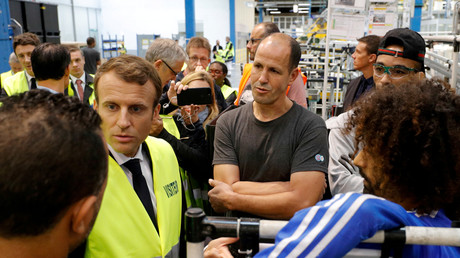 Deux métiers difficiles ? Président et sélectionneur des Bleus : la blague de Macron passe mal