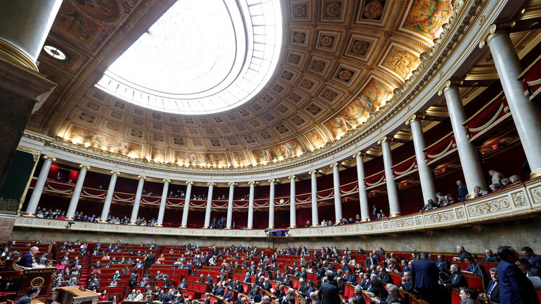 Dépenses publiques : ces salaires à 20 000 € de l'Assemblée nationale
