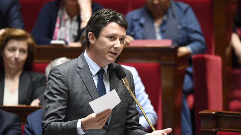 Le gouvernement sort du silence sur l'affaire Médine