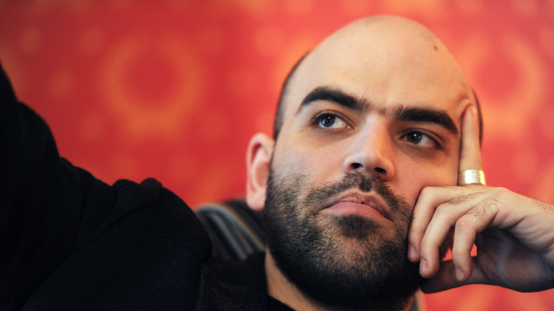 «Bouffon», «ministre de la pègre» : l’écrivain antimafia Roberto Saviano répond à Matteo Salvini