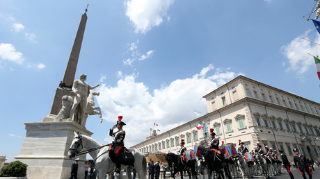 Italie : un eurodéputé allemand propose que la Troïka «marche sur Rome»