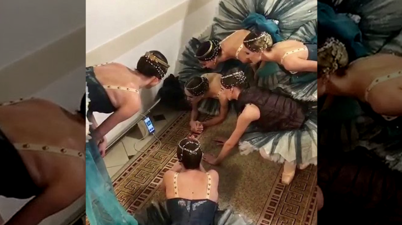 Instant patriote : les danseuses du Bolchoï soutiennent leur équipe nationale (IMAGES)