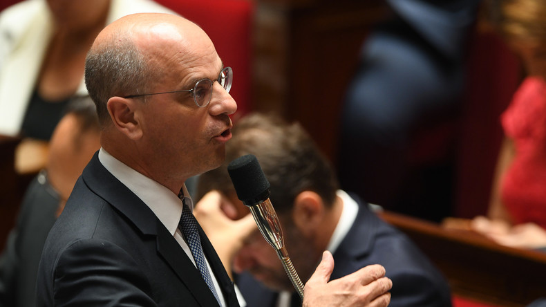 Atteintes à la laïcité : jusqu'à 30 signalements par jour dans les établissements scolaires