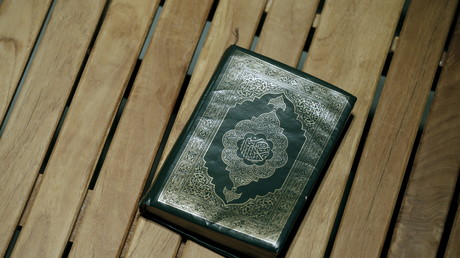 «Au commencement du monde» : un manuel de français de 6e fait référence au Coran
