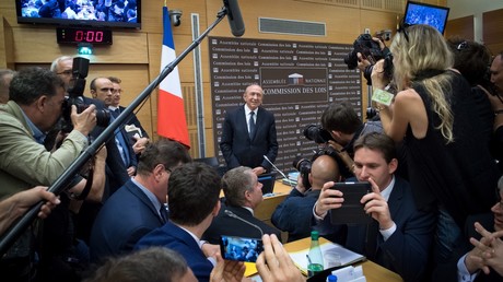 «Police parallèle», non-dénonciation, «impunité» : des députés pointent l'Elysée du doigt