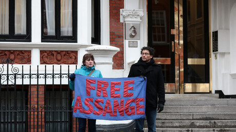 Julian Assange, un lanceur d'alerte privé de liberté depuis plus de six ans