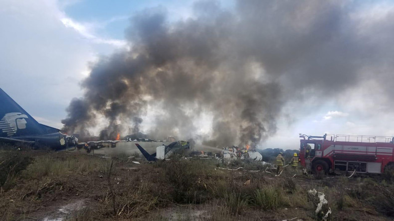 «Ouvrez la porte !» : le crash de l'avion d’Aeromexico vu de l'intérieur (VIDEO)