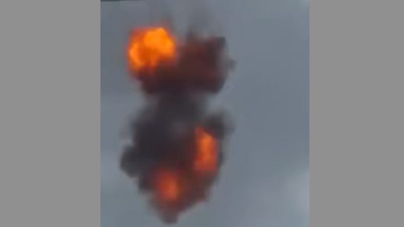Venezuela : la vidéo présumée de l'explosion d'un drone visant Nicolas Maduro diffusée sur Twitter