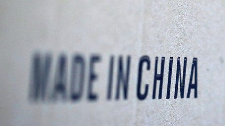 Les mots «Made in China» apparaissent sur une boîte de produits importés de Chine dans un magasin de gros à Paris, en France, le 10 août 2018 (illustration).