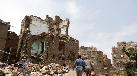 Civils dans des ruines de Sanaa (image d'illustration). 