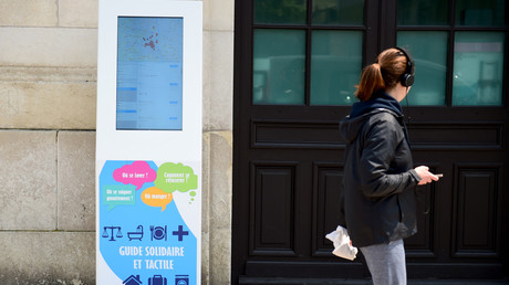 Une borne «guide solidaire et tactile» à la gare de Bordeaux (image d'illustration).