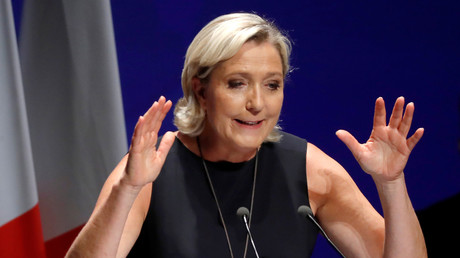 Marine Le Pen : «Macron n'a pas de grande vision, il tâtonne ; il ne marche plus, il rame»