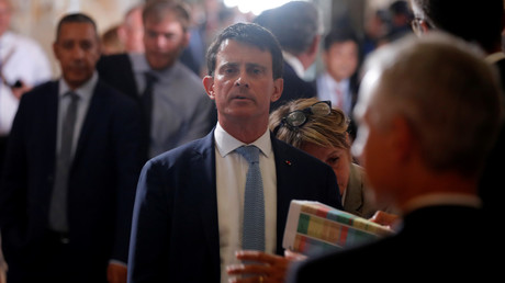Manuel Valls veut sortir du tunnel et retrouver la lumière politique.