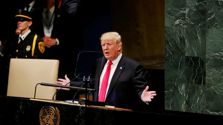 Réaction perplexe des Allemands face à un Trump les accusant d'être dépendants du gaz russe (VIDEO)