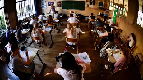 «L’auteur n’est pas français» : des lycéens refusent d’étudier un livre sur la guerre d’Algérie