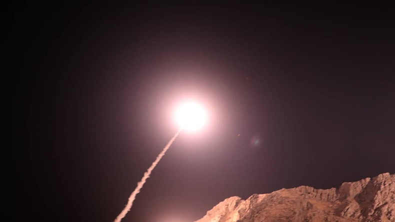 En représailles à l'attentat du défilé d'Ahvaz, l'Iran attaque des cibles terroristes en Syrie