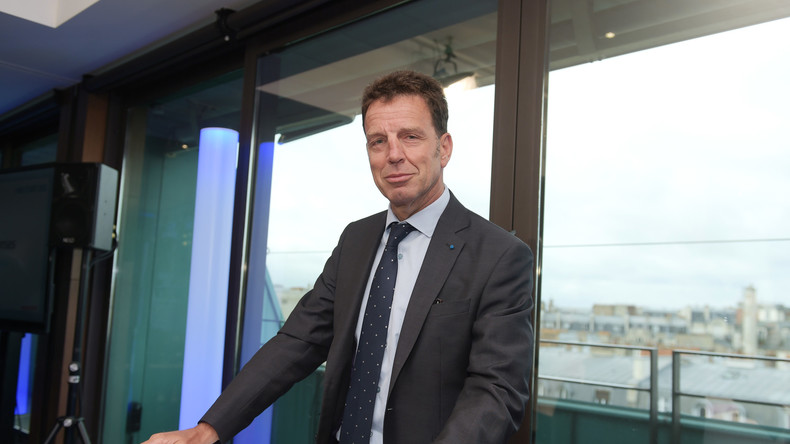 Le patron du Medef veut-il contrôler les médecins prescrivant trop d'arrêts maladie à son goût ?