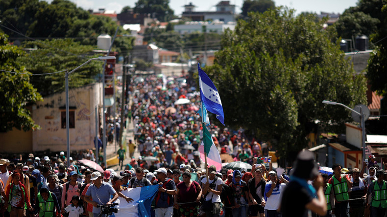 Trump brandit la «caravane» des migrants pour tacler les démocrates sur l'immigration