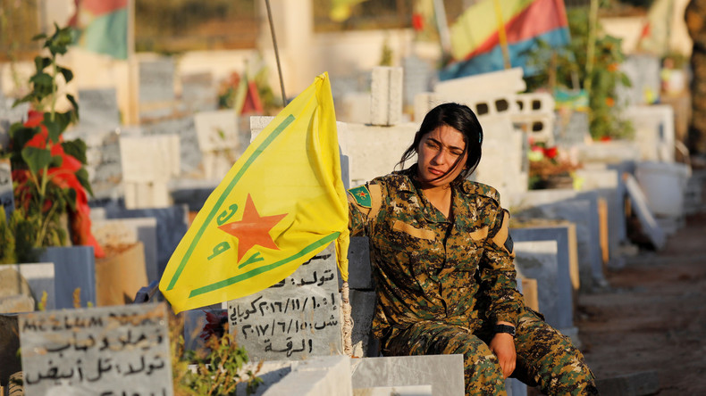 Bombardées par la Turquie, des forces soutenues par Washington interrompent leur lutte contre Daesh