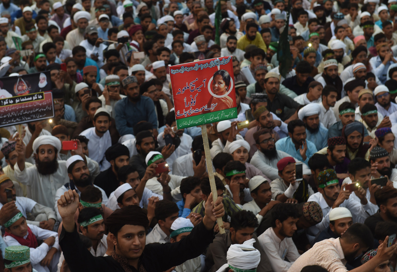 Des milliers de Pakistanais mobilisés pour exiger l'exécution d'une chrétienne accusée de blasphème