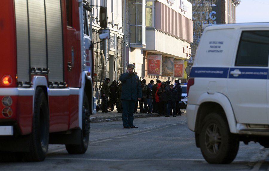 Une explosion au QG du FSB dans le nord de la Russie fait un mort (PHOTOS)