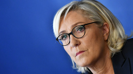 Soupçon d'emplois fictifs : les juges convoquent Marine Le Pen et aggravent l'accusation