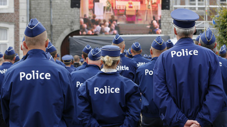 Jambon a-t-il fait appel à l'armée pour encadrer des sommets à Bruxelles face à la grogne policière?