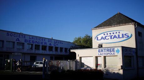 Lactalis a-t-il continué à écouler du lait contaminé après le début de l'enquête ?
