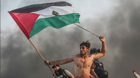 La photo d'un jeune homme à Gaza devenue le nouveau symbole de la cause palestinienne