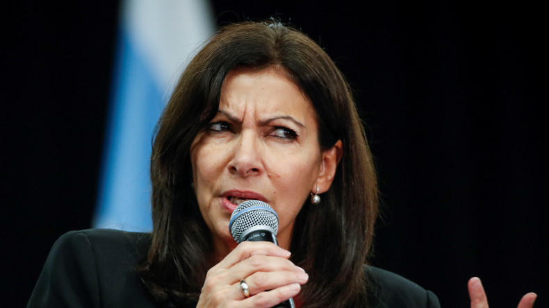 Hidalgo interpellée au sujet d'une subvention à une association à «l'argumentation islamiste»