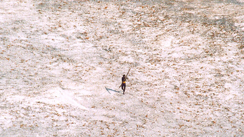 Un touriste américain abattu par des flèches à son arrivée sur une île isolée de l'océan indien