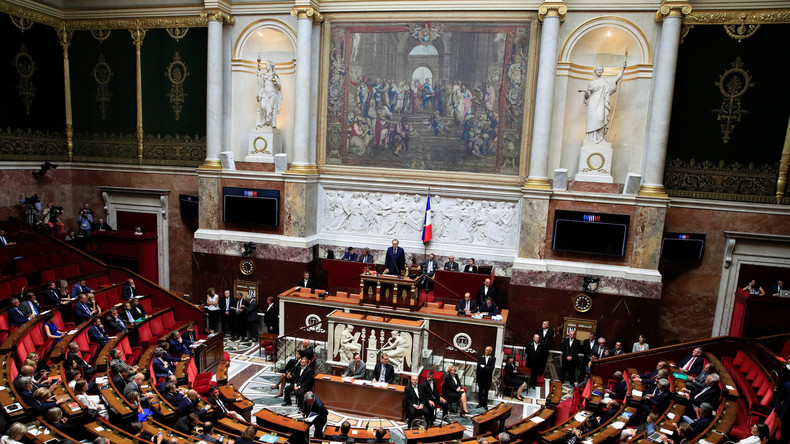 L'Assemblée vote à la quasi unanimité l'interdiction de la fessée