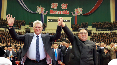 «Nous sommes dans la même tranchée» : rencontre entre Kim Jong-un et le président cubain à Pyongyang