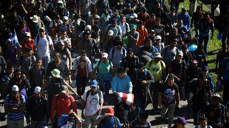 Que contient le clip anti-immigration de l'équipe de Trump que même Fox News a censuré ? (VIDEO)