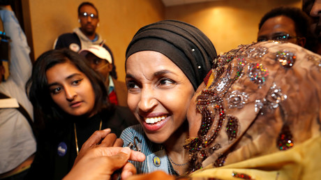 «Hâte de siéger avec toi, inch'Allah» : deux musulmanes élues au Parlement, une première aux USA