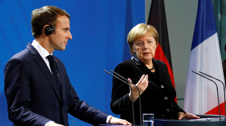 Le président français Emmanuel Macron et la chancelière allemande Angela Merkel à Berlin, le 18 novembre.