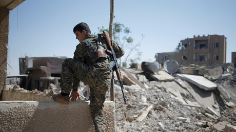  Washington redéploie ses troupes auprès des FDS dans le nord de la Syrie pour... aider la Turquie