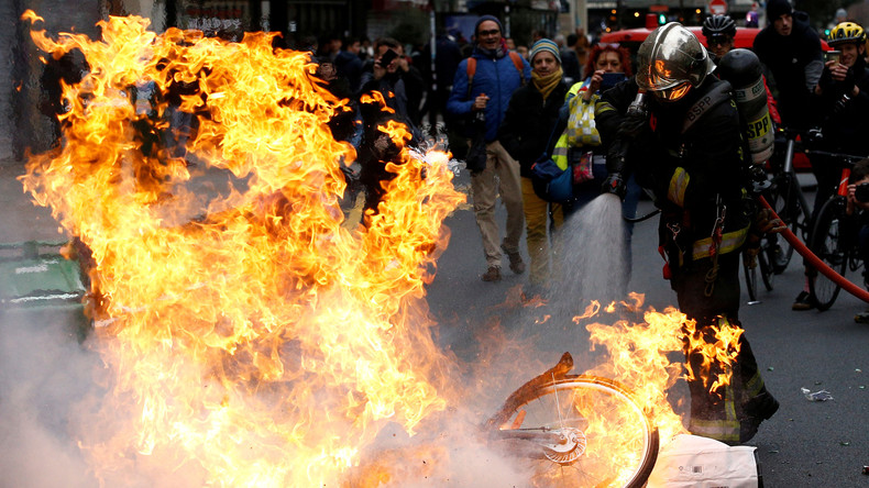 Vladimir Poutine : «On ne veut pas que des événements comme à Paris arrivent chez nous»