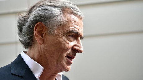 «On a été gazés» : BHL évoque Birkenau et la Ghouta pour dénoncer des déclarations de Gilets jaunes