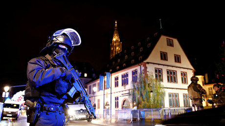 Les forces sécurisent le périmètre du marché de Noël à Strasbourg après l'attaque (image d'illustration).