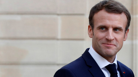 Comme Monsieur Tout-le-monde : Emmanuel Macron a déjeuné dans un Courtepaille