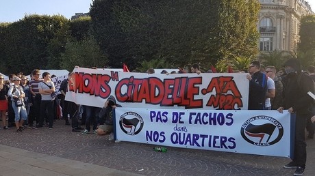 300 personnes manifestent à Lille pour faire fermer le bar identitaire La Citadelle (PHOTOS)