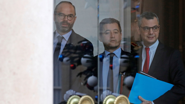 Gilets jaunes : Gérald Darmanin prône l'«ultra sévérité» en réponse à l'«ultraviolence»