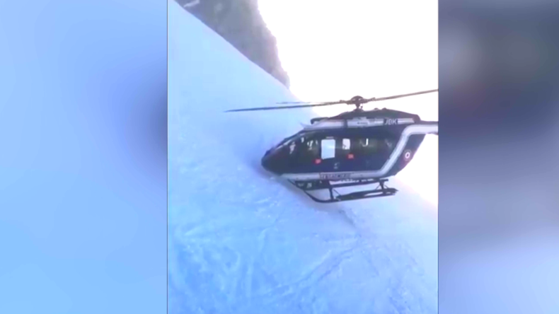 Précision folle ou comment l’habileté d’un pilote d’hélicoptère sauve une vie au Col d'Anterne