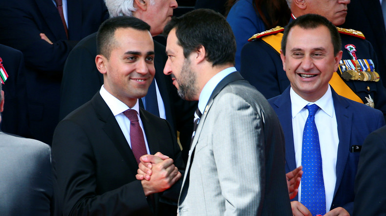 L'Italie adopte le revenu de citoyenneté et abaisse l'âge de la retraite