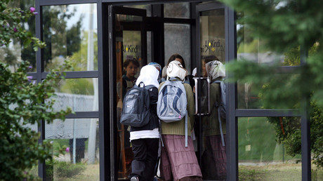 Derrière le multiculturalisme de Macron, il y a un nouveau racisme