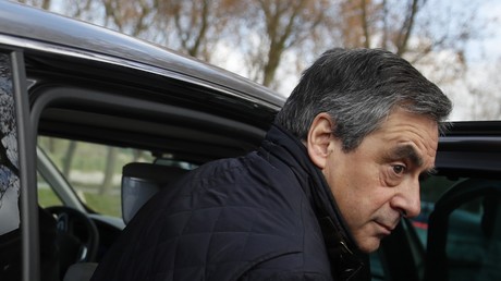 Le parquet national financier requiert le renvoi du couple Fillon en correctionnelle